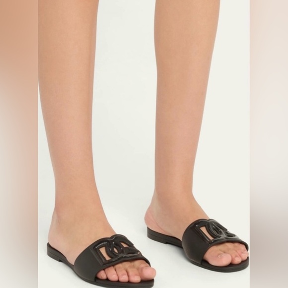 Dolce & Gabbana Rubber Beachwear Sliders Black Size 39 - Picture 1 of 4